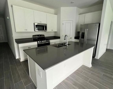 34000 Sky Blossom Circle - Photo Thumbnail 13