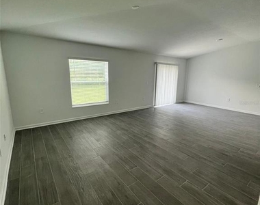 34000 Sky Blossom Circle - Photo Thumbnail 10
