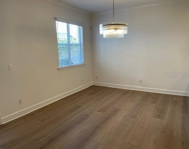 409 S Westland Avenue - Photo Thumbnail 2