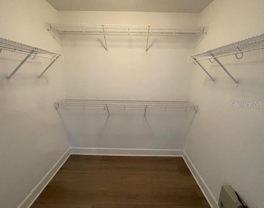 409 S Westland Avenue - Photo Thumbnail 7