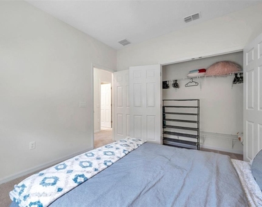 4966 Avalon Park Boulevard - Photo Thumbnail 40