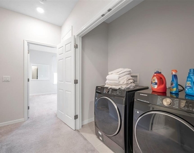 4966 Avalon Park Boulevard - Photo Thumbnail 42