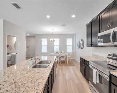 4966 Avalon Park Boulevard - Photo Thumbnail 16