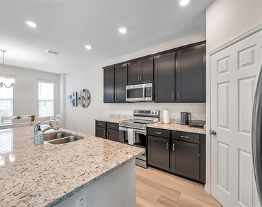 4966 Avalon Park Boulevard - Photo Thumbnail 19