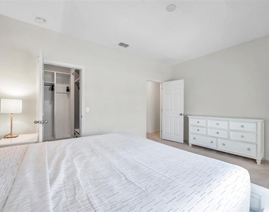 4966 Avalon Park Boulevard - Photo Thumbnail 30