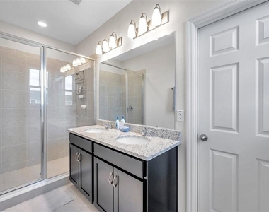 4966 Avalon Park Boulevard - Photo Thumbnail 36