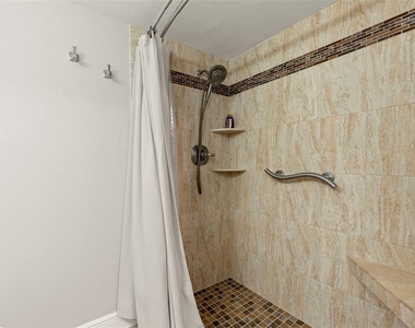 5817 Park Street N - Photo Thumbnail 19