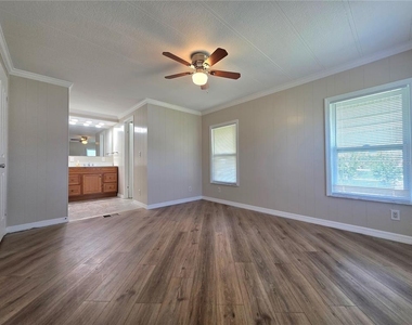 36801 Camelia Court - Photo Thumbnail 23