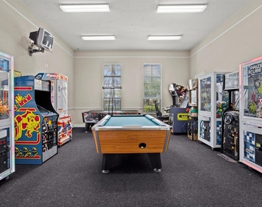 4013 Venetian Bay Drive - Photo Thumbnail 37