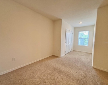 401 Feltrim Reserve Boulevard - Photo Thumbnail 11