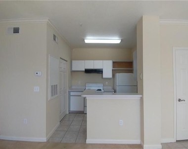 2652 Robert Trent Jones Drive - Photo Thumbnail 7
