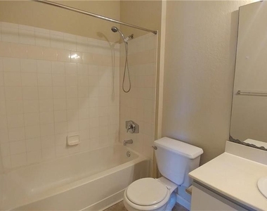 2652 Robert Trent Jones Drive - Photo Thumbnail 9