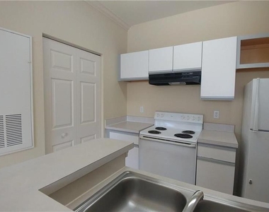 2652 Robert Trent Jones Drive - Photo Thumbnail 6