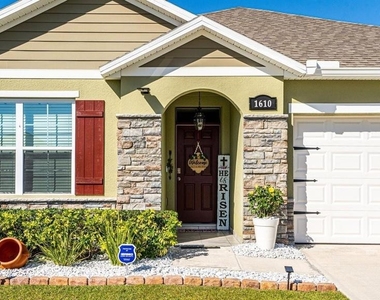 1610 Spray Terrace - Photo Thumbnail 1