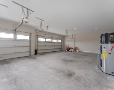 1434 Maddie Berry Lane - Photo Thumbnail 29