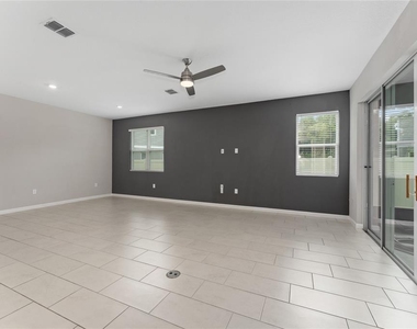1434 Maddie Berry Lane - Photo Thumbnail 7