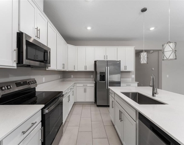 1434 Maddie Berry Lane - Photo Thumbnail 4