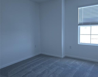 5794 Le Marin Way - Photo Thumbnail 15