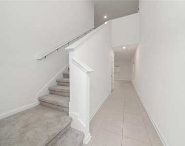 5794 Le Marin Way - Photo Thumbnail 7