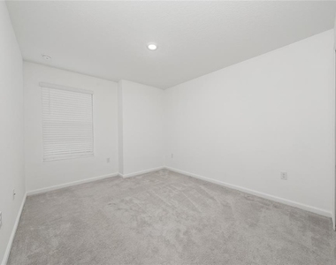 5794 Le Marin Way - Photo Thumbnail 13