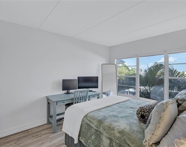 3806 Gulf Of Mexico Drive - Photo Thumbnail 12