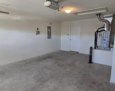 1009 Ridgeville Road - Photo Thumbnail 15