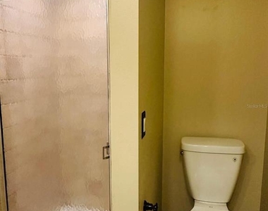 2947 Sw 32nd Avenue - Photo Thumbnail 6