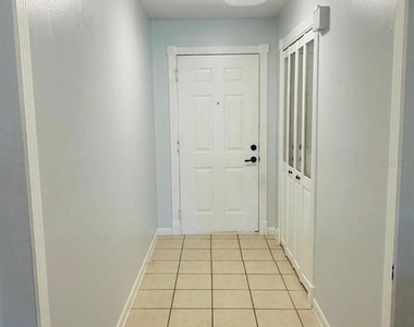 2947 Sw 32nd Avenue - Photo Thumbnail 1