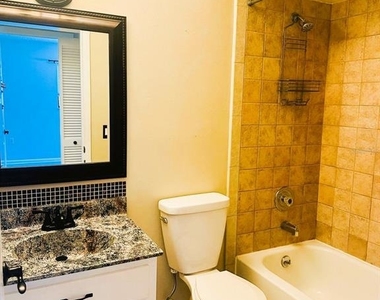 2947 Sw 32nd Avenue - Photo Thumbnail 11