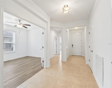 4976 Nw 35th Lane Road - Photo Thumbnail 4