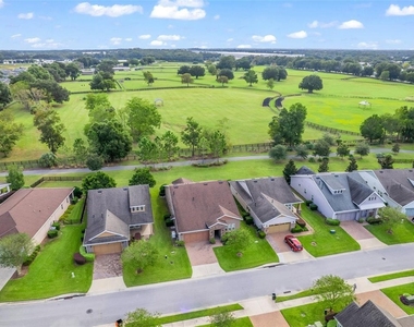 4976 Nw 35th Lane Road - Photo Thumbnail 1