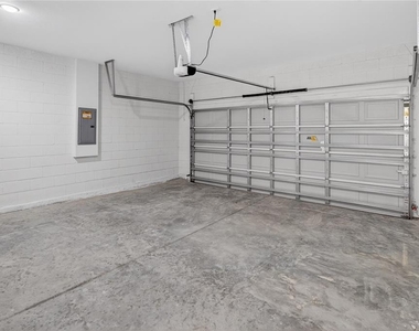 9066 N Akola Way - Photo Thumbnail 21