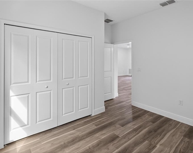 9066 N Akola Way - Photo Thumbnail 6