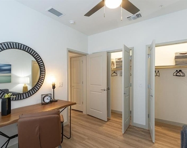 4980 Red Maple Lane - Photo Thumbnail 8