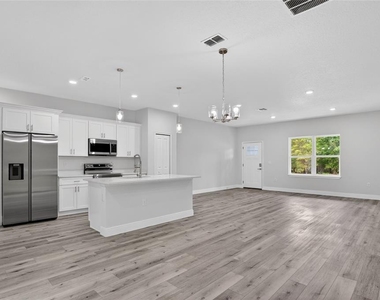 7938 N Maltese Drive - Photo Thumbnail 7