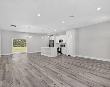 7938 N Maltese Drive - Photo Thumbnail 3