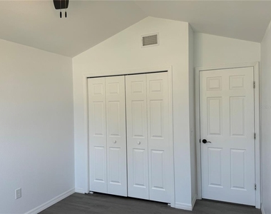 215 Hollowbrook Circle - Photo Thumbnail 21