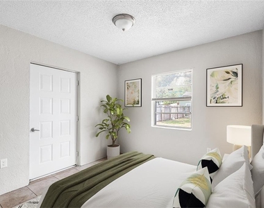 201 N Himes Avenue - Photo Thumbnail 5