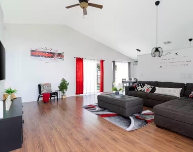 751 Country Woods Circle - Photo Thumbnail 14