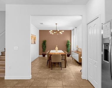 1483 Rolling Fairway Drive - Photo Thumbnail 7
