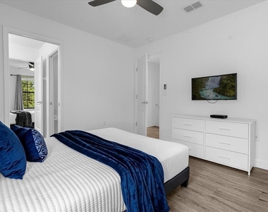 1483 Rolling Fairway Drive - Photo Thumbnail 23