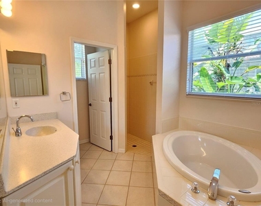 330 Rio Terra - Photo Thumbnail 37