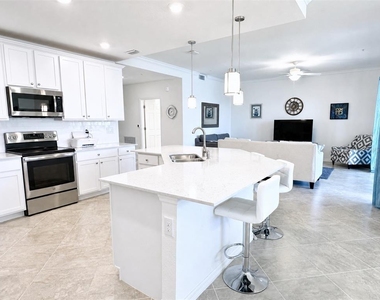 10054 Crooked Creek Drive - Photo Thumbnail 45