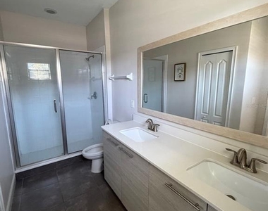187 Brookes Place - Photo Thumbnail 4