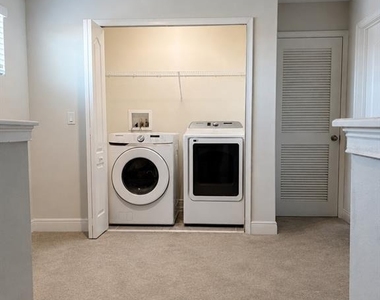 187 Brookes Place - Photo Thumbnail 8