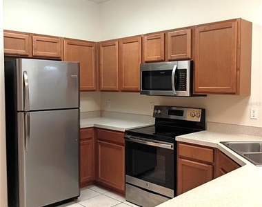 4239 Winding Vine Drive - Photo Thumbnail 5