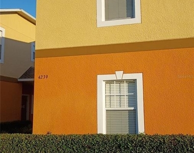 4239 Winding Vine Drive - Photo Thumbnail 21