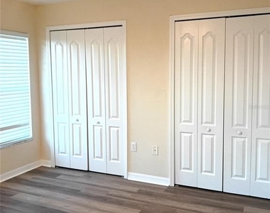 4239 Winding Vine Drive - Photo Thumbnail 18