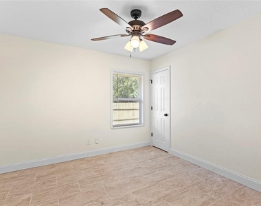 2141 Sw Bayshore Boulevard - Photo Thumbnail 18