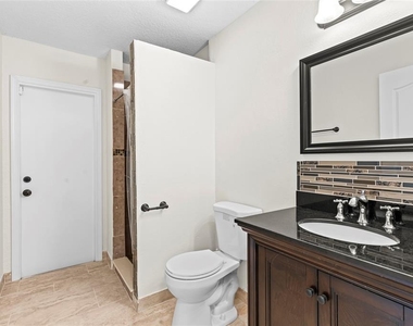 2141 Sw Bayshore Boulevard - Photo Thumbnail 20